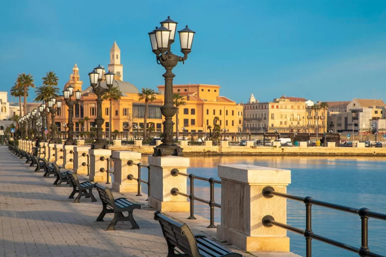 دانشکده ها و دپارتمان های دانشگاه باری ایتالیا BARI